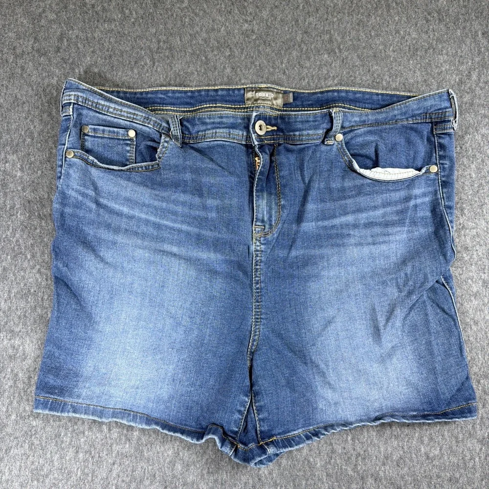 Torrid‎ Shorts Womens Size 22 Blue Jean High Rise Stretch